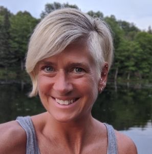 Meet your Posher, Louise